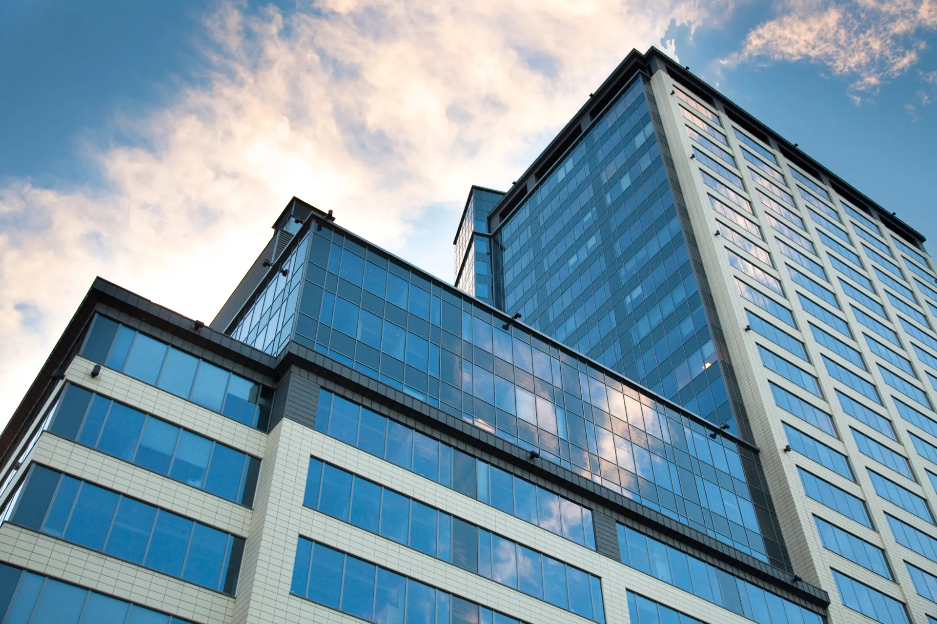 Budynek North Gate w Warszawie, siedziba PBW