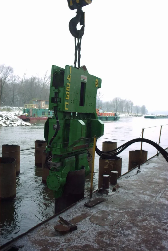 Wibromłot ICE 1423C